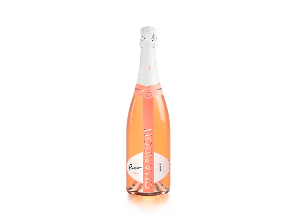 ESPUMANTE CHANDON PASSION ON ICE ROSÉ MEIO DOCE 750 ML (CX 6 UN)